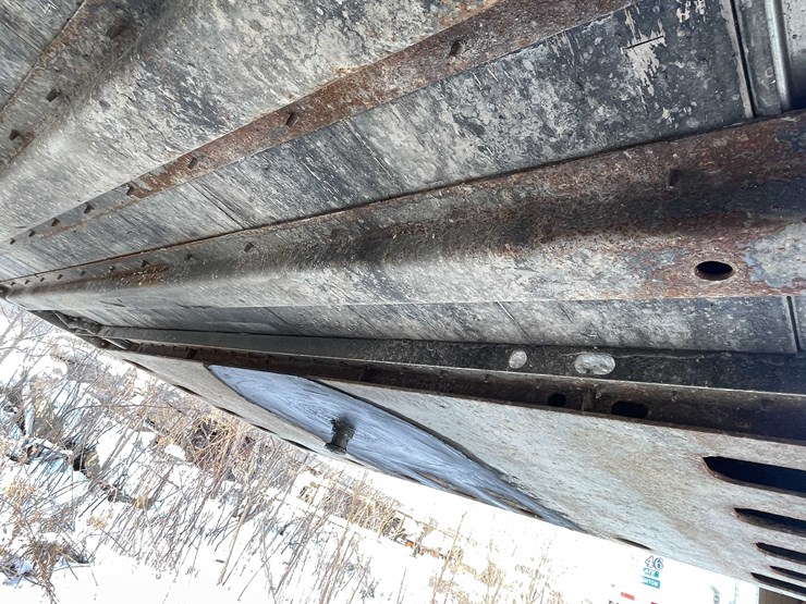 2022-stoughton-trailer-image-13