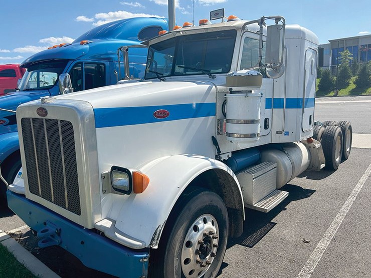 2012-peterbilt-367-image-1