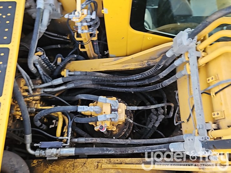 2021-komatsu-pc360-lc-11-image-32