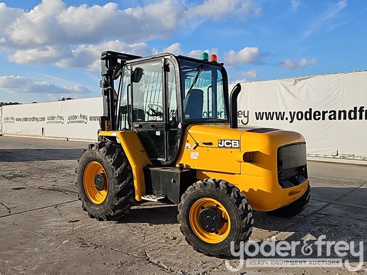 2016-jcb-926-image-3