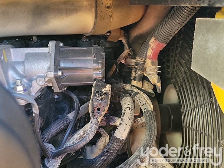 2024-komatsu-pc55mr-image-42