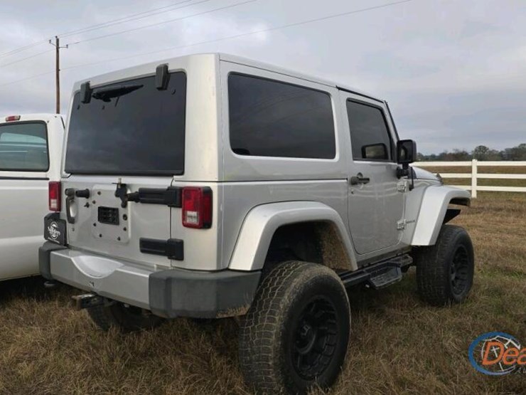 2011-jeep-wrangler-image-11