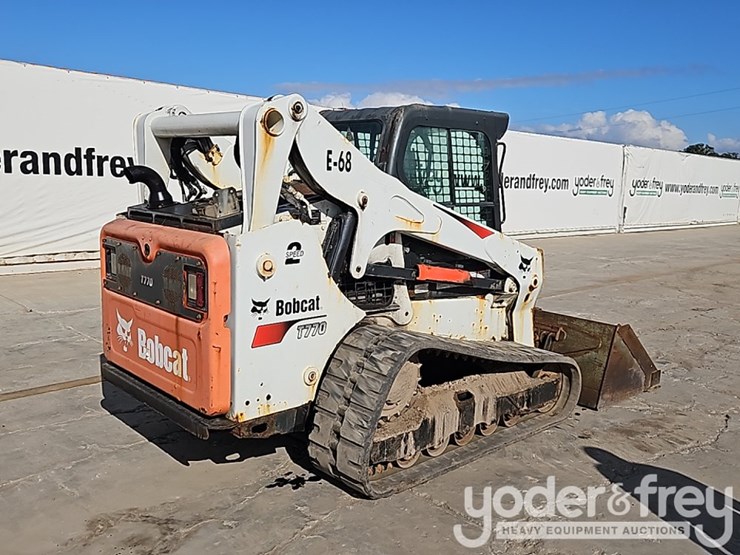 2017-bobcat-t770-image-5