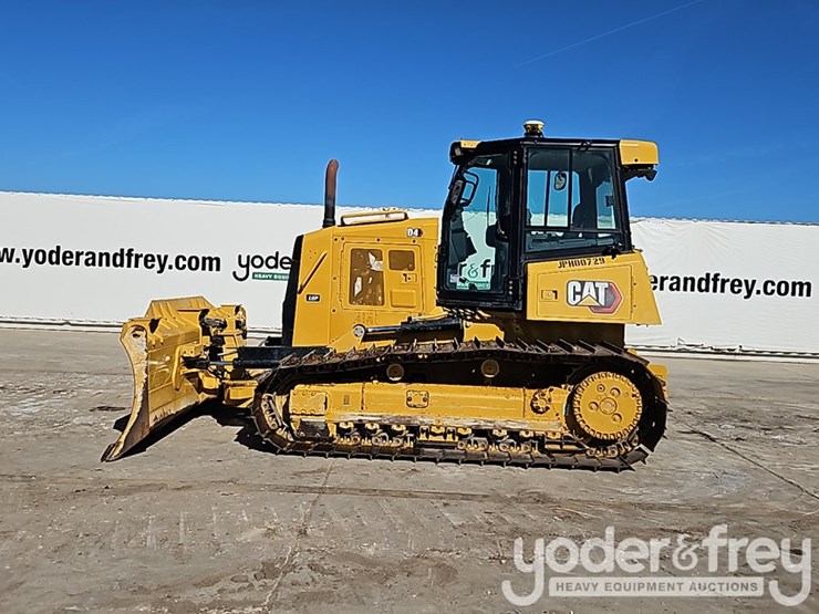 2022-caterpillar-d4-lgp-image-3