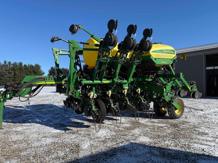 john-deere-1790-ccs-image-1