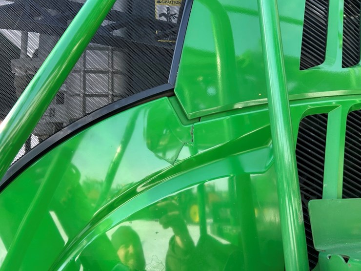 2015-john-deere-r4030-image-44