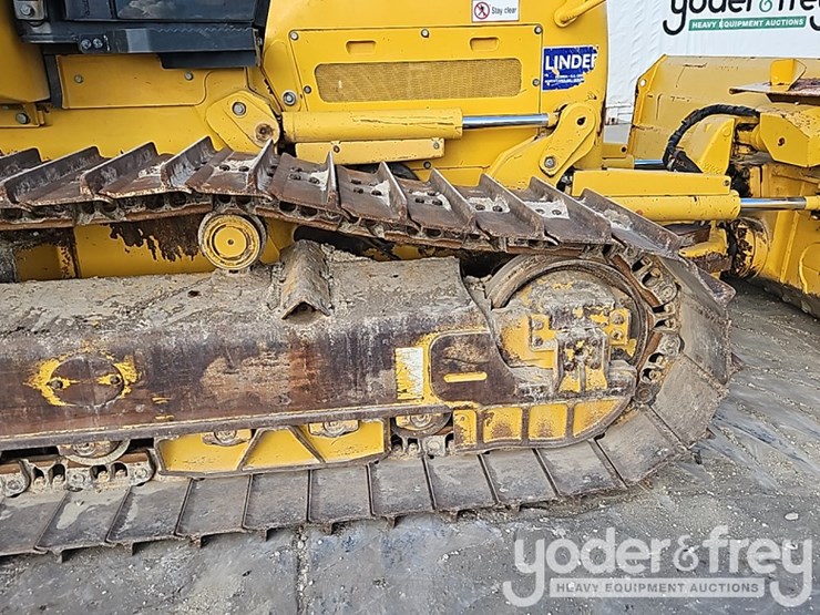 2021-komatsu-d51px-24-image-12