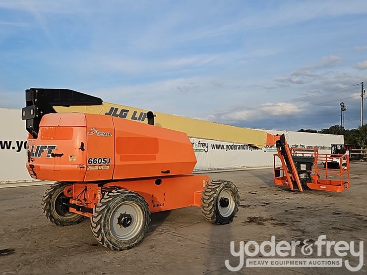 2017-jlg-660sj-image-5