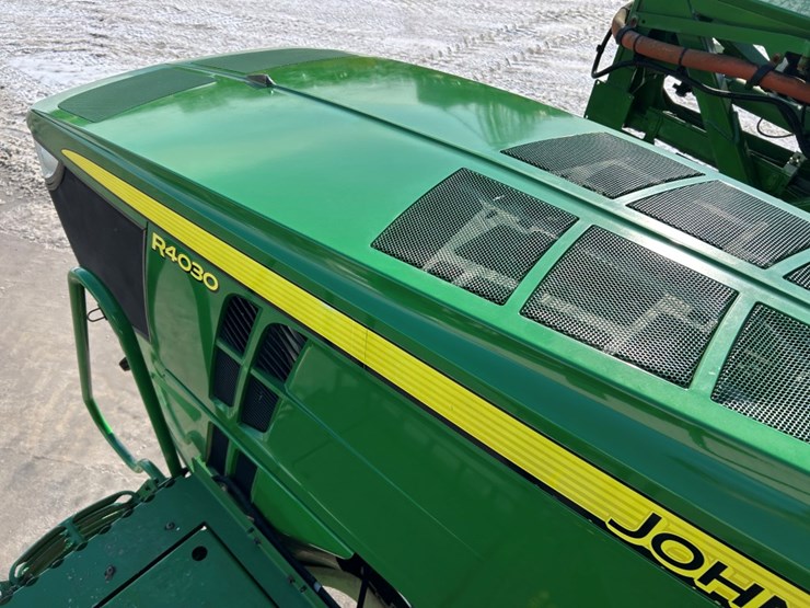 2015-john-deere-r4030-image-67