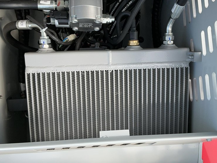 #1007-•-unused-2025-bttl-st28h-6-mini-skid-loader-image-16