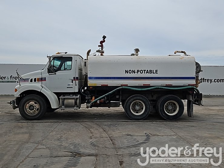 2007-sterling-lt7500-image-3