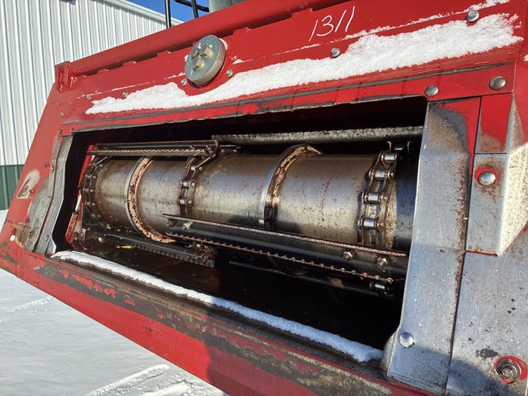 2010-case-ih-6088-image-26