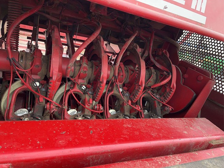 case-ih-8575-image-11