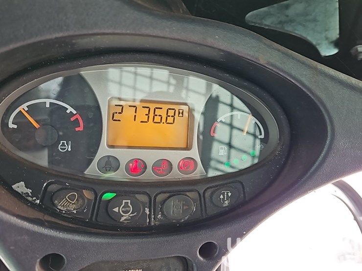 2018-bobcat-t870-image-32