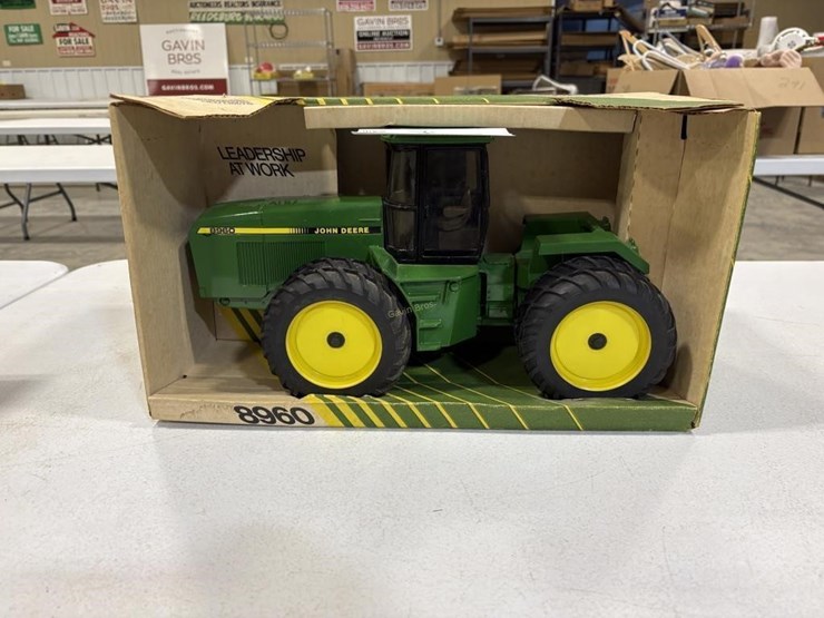 1988-john-deere-8960-image-1