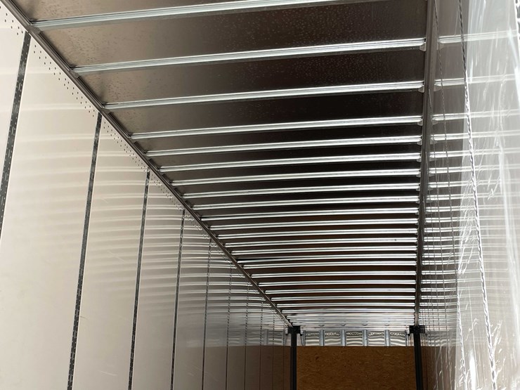 2023-stoughton-trailer-image-37