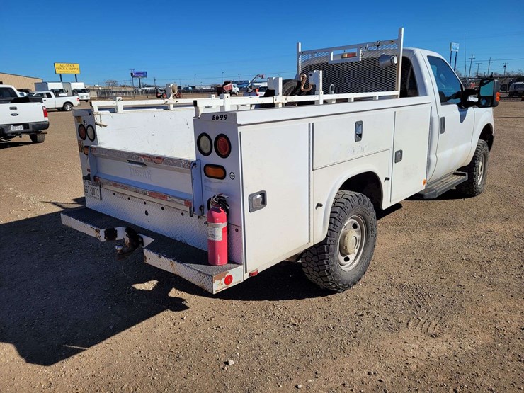 2016-ford-f350-sd-image-4