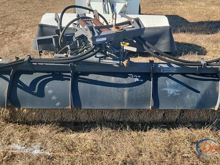 cat-ba25-hydraulic-sweeper-attachment,-s/n-7aw01886-image-1