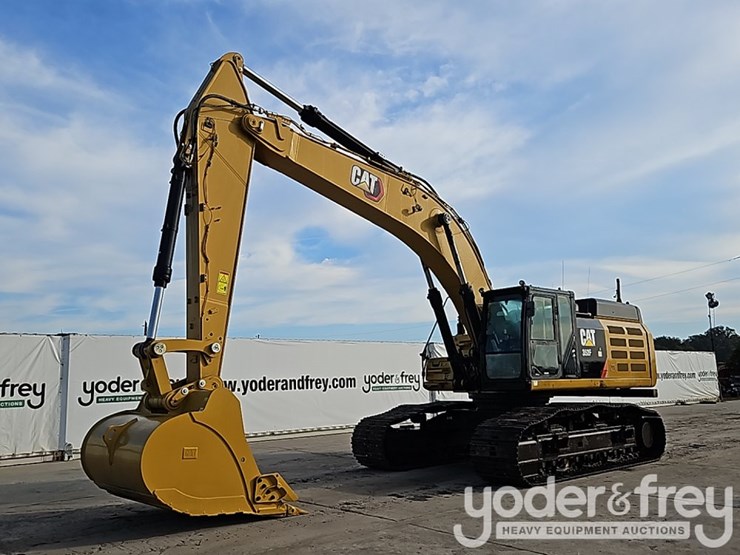 2019-caterpillar-352fl-image-1