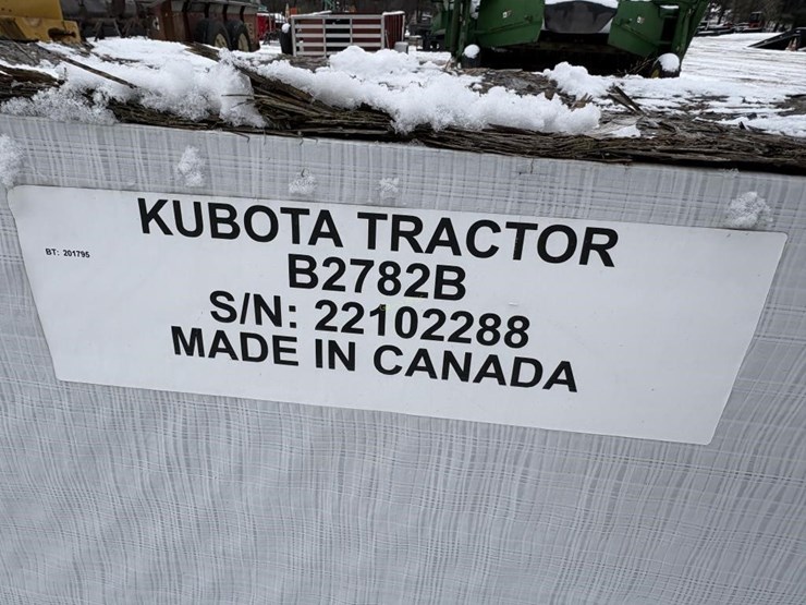 new-kubota-b2782b-snow-blower-image-2