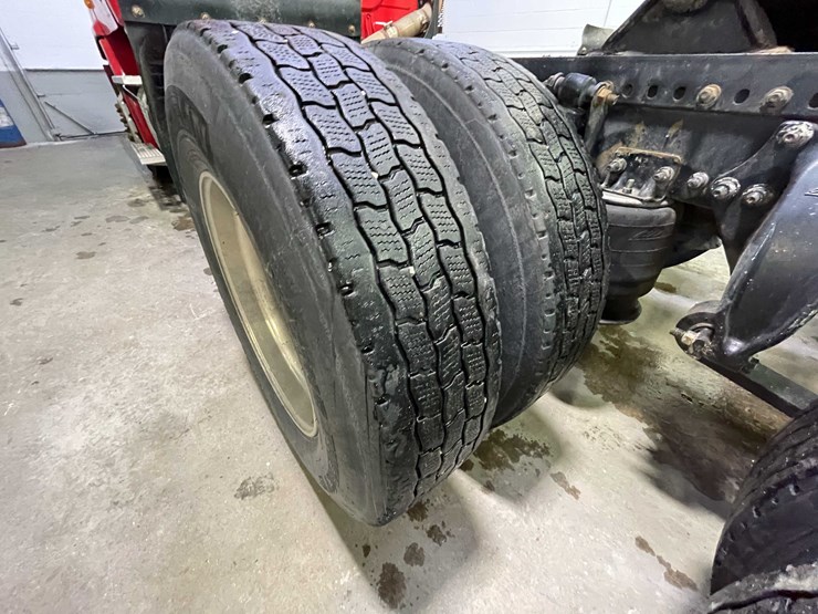 #6227-•-2018-freightliner-cascadia-day-cab-semi-truck-(title-in-delay)-image-60