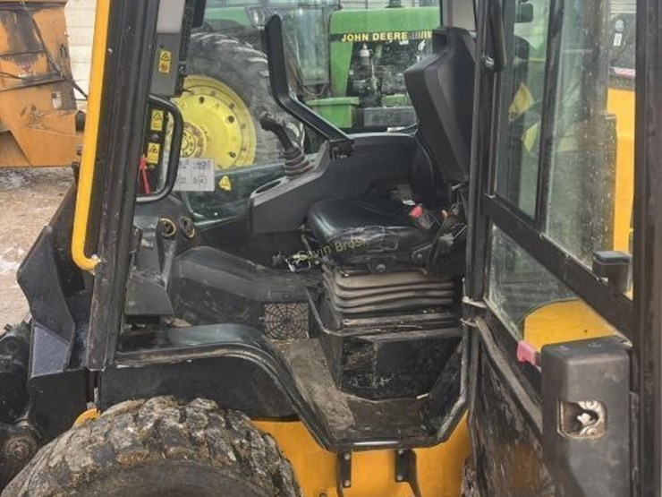 2023-jcb-270-image-4