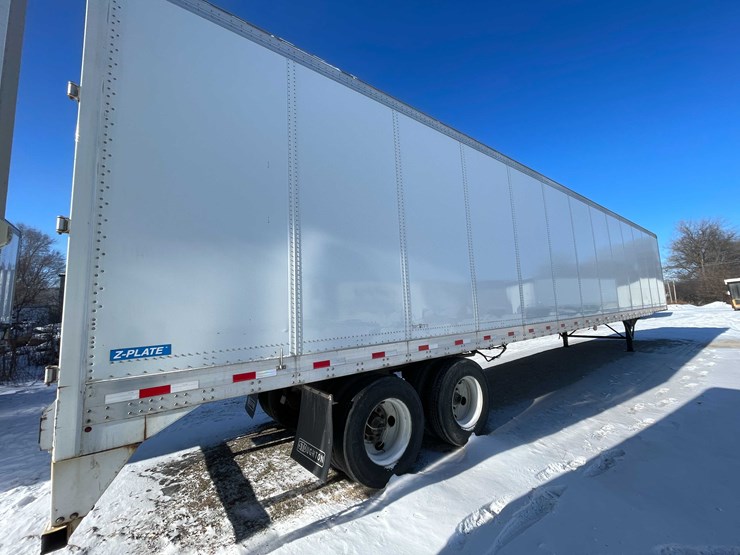 2023-stoughton-trailer-image-6