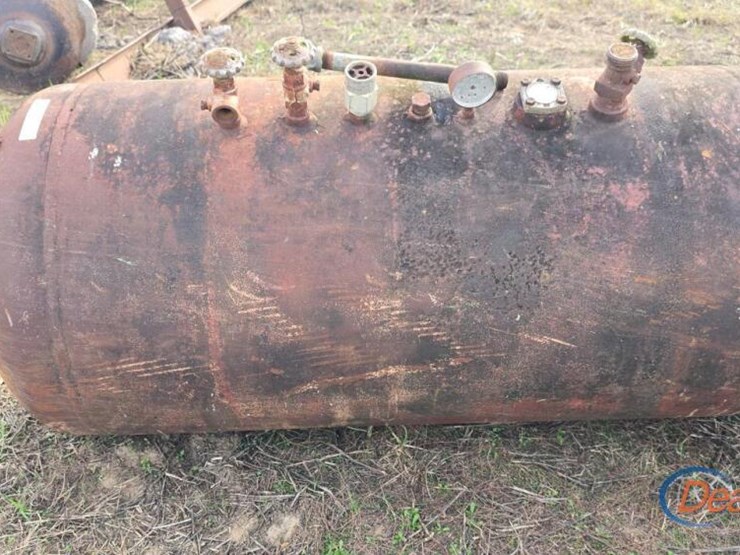 100-gal-anhydrous-tank-image-1