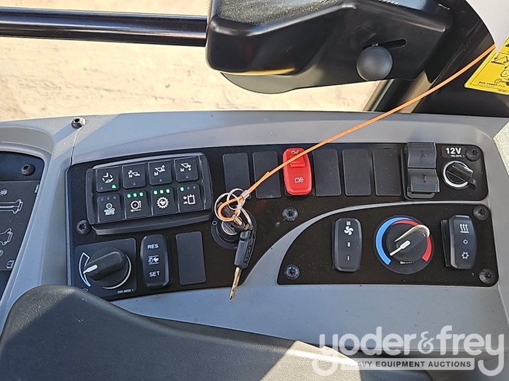 2024-caterpillar-910-image-27