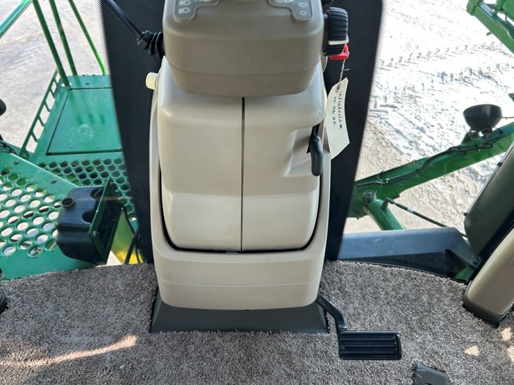 2015-john-deere-r4030-image-59