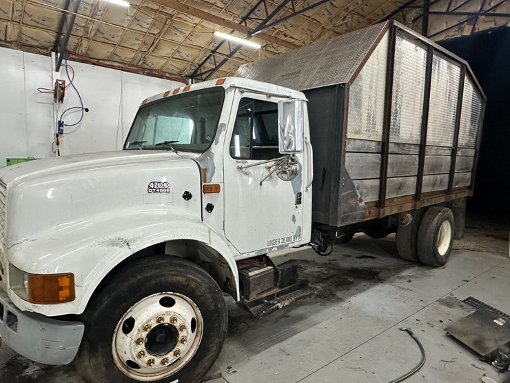 2000-international-4700-image-2