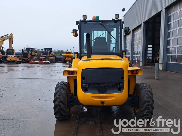 2019-jcb-940-image-4