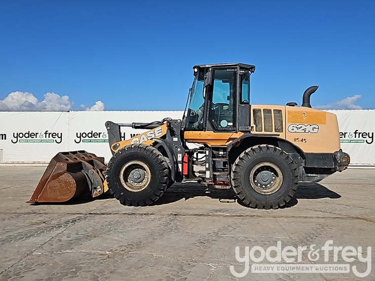 2017-case-621g-image-3