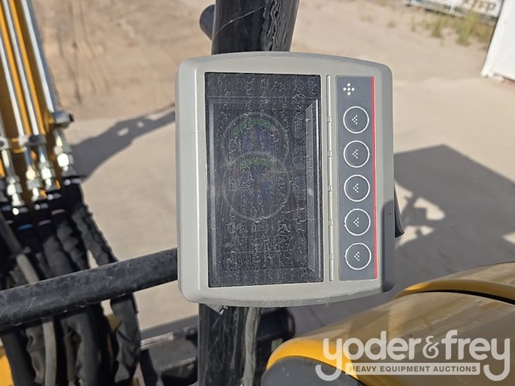 2021-caterpillar-303-image-64