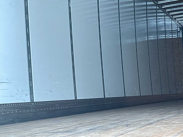 2023-stoughton-trailer-image-38