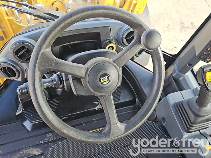 2026-caterpillar-930-image-34