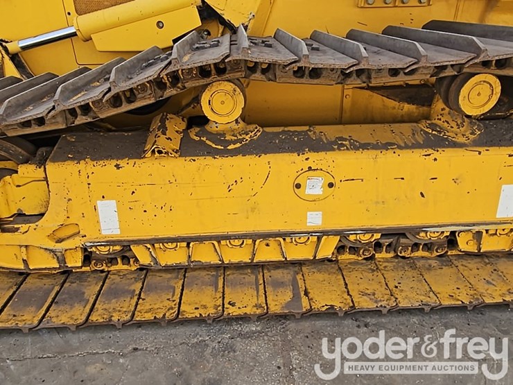 2023-komatsu-d61px-24-image-22