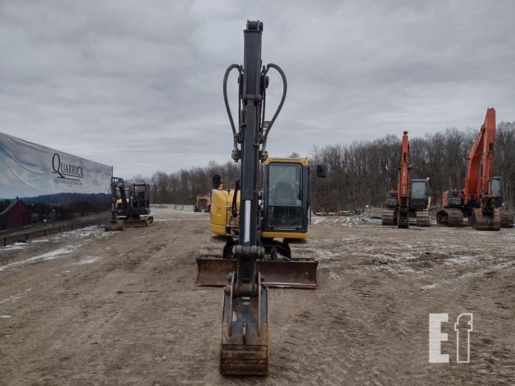 2021-deere-85g-image-2