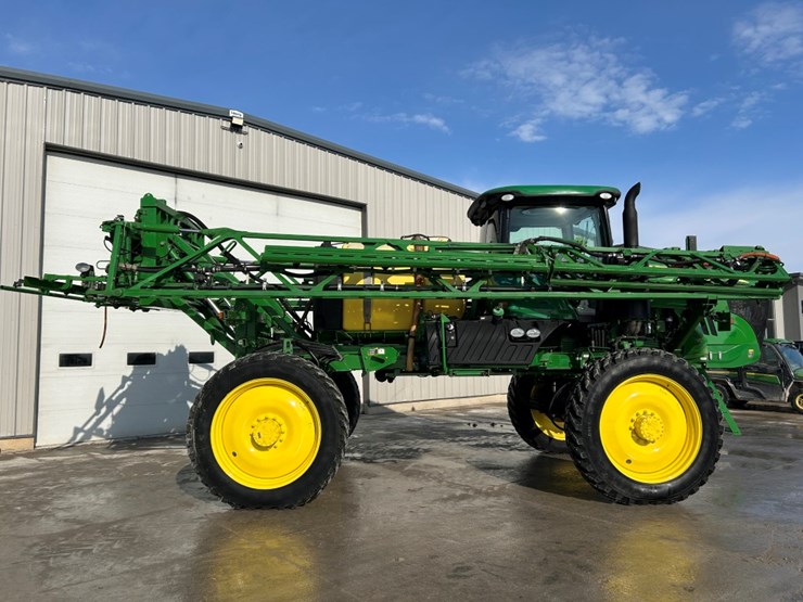 2015-john-deere-r4030-image-2