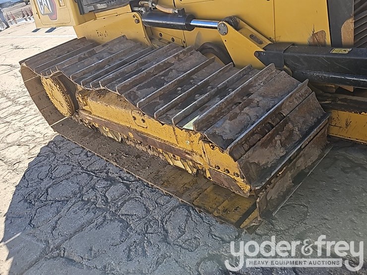 2023-caterpillar-d4-image-13