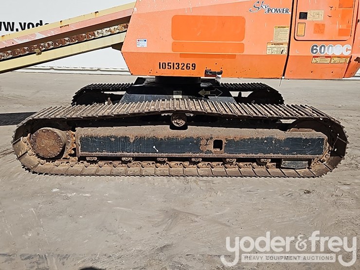 2016-jlg-600sc-image-19