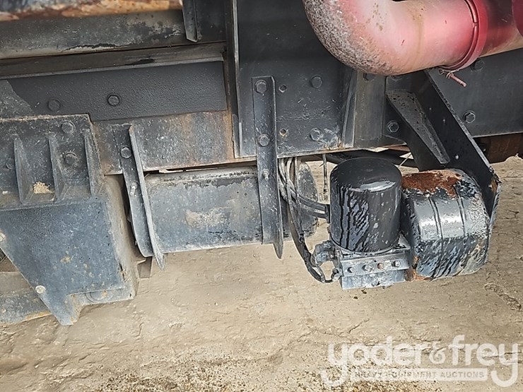 2009-kenworth-w900-image-23