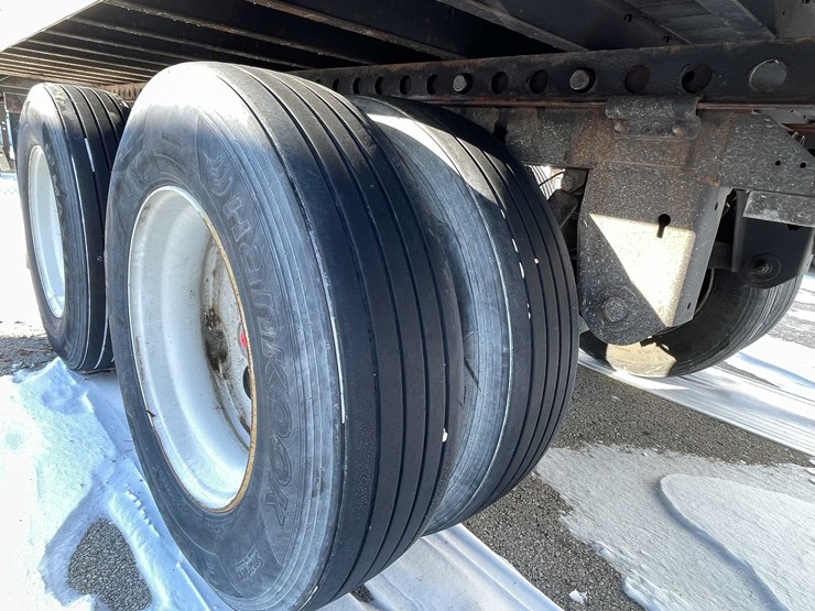 2022-stoughton-trailer-image-19