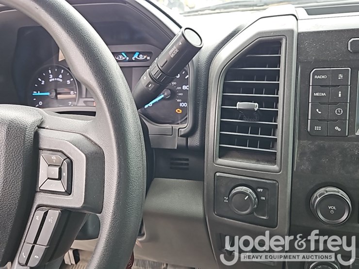 2022-ford-f250-image-28