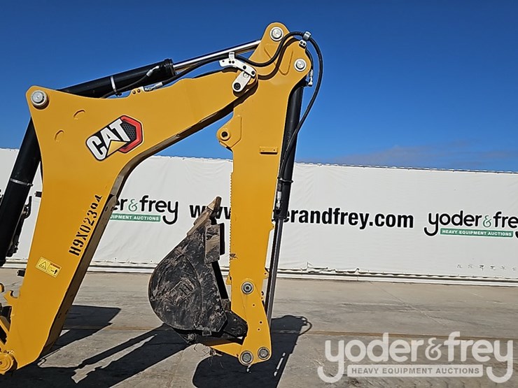 2023-caterpillar-420-xe-image-17