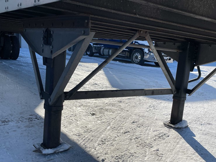 2023-stoughton-trailer-image-15