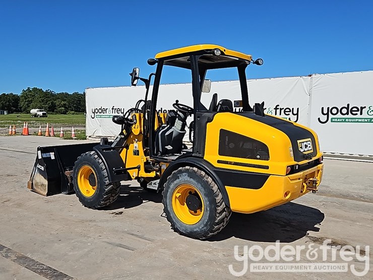 2023-jcb-407-image-4