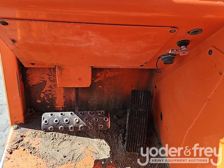 2018-sky-trak-10054-image-27