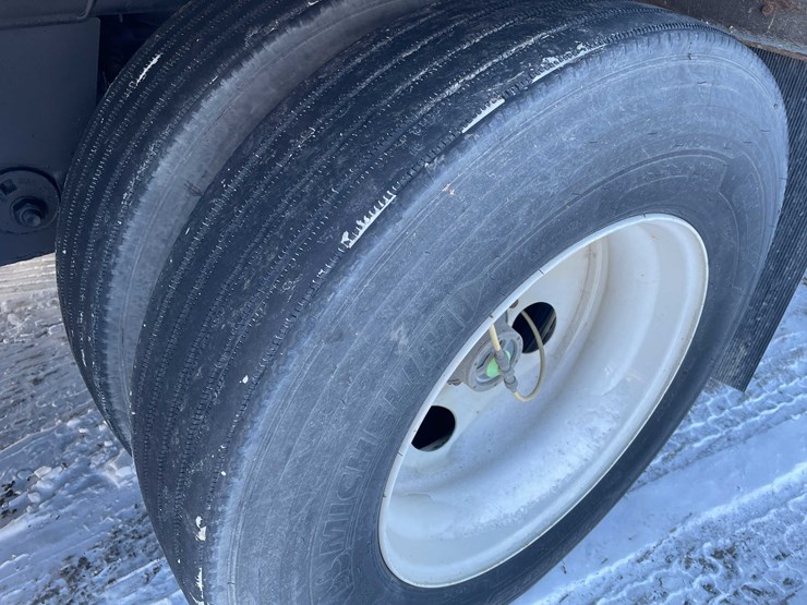 2023-stoughton-trailer-image-29