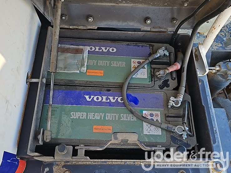 2016-volvo-ew180e-image-26